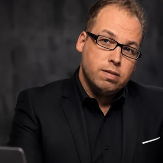 Karl-Heinz Nicolaus – Geschäftsführer bei PRO MEDICS BERLIN
